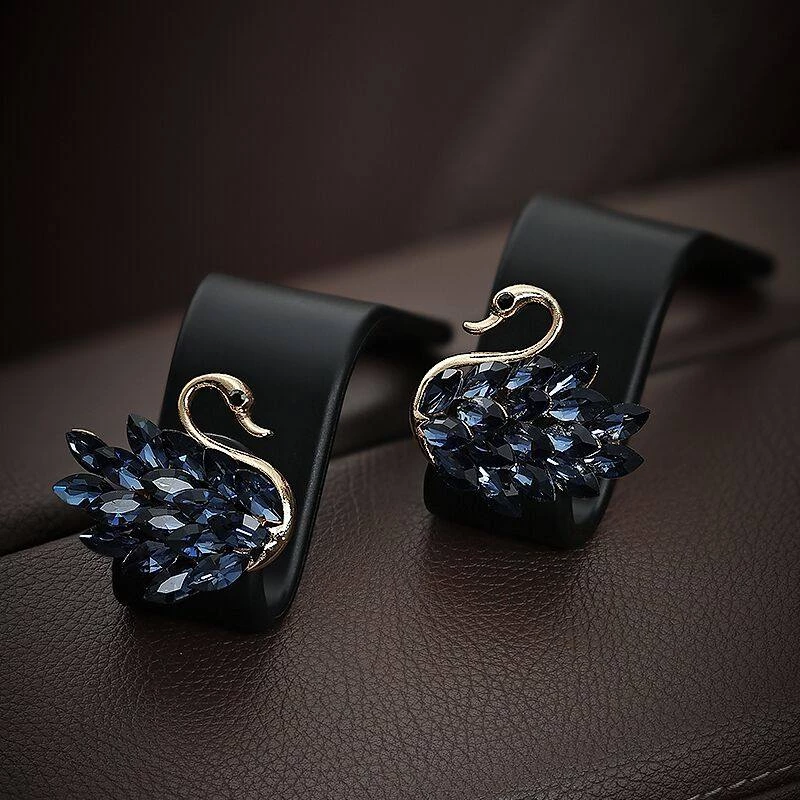 Swan-Shaped Car Seat Belt Buckle Covers - Alloy & Artificial Crystal Decorative Vehicle Accessories (2-Pack)