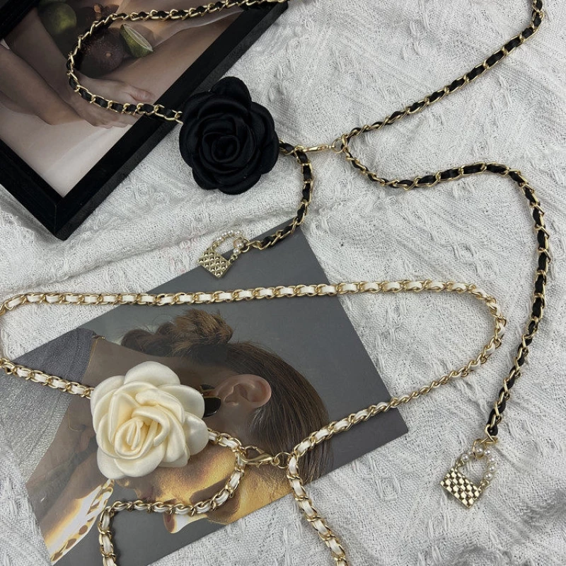 Women's Elegant Rose Charm Chain Belt
