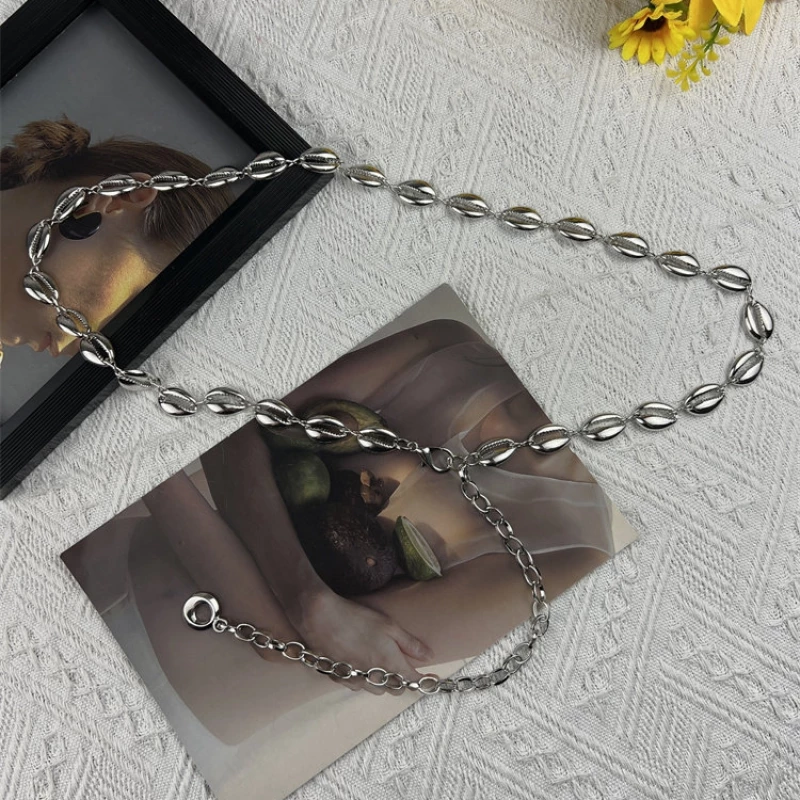 Women's Teardrop Link Chain Belt with Extender Drop