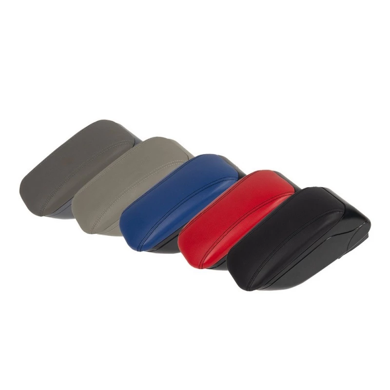 Ergonomic Support: The padded top cushion, made of durable leather-textured fabric, effectively reduces elbow fatigue during long drives.